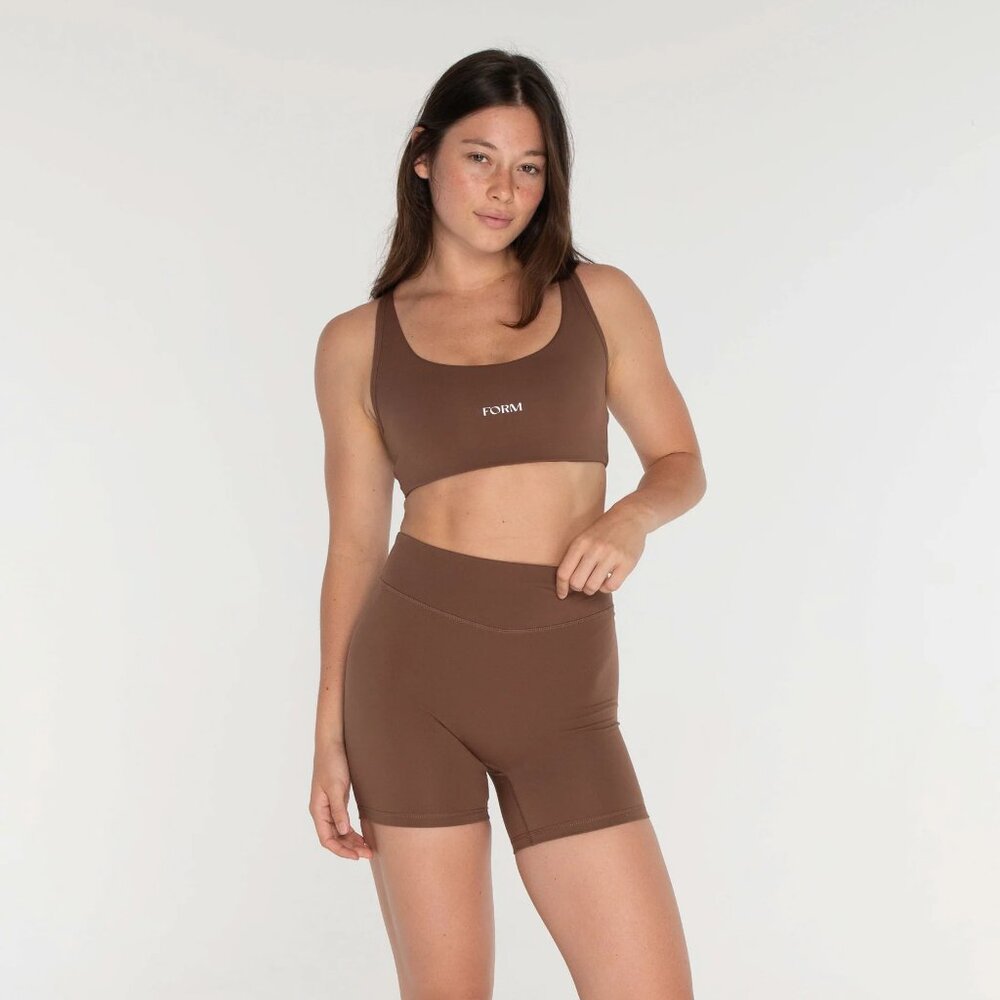 NWT Form Activewear Support Bra in Teddy Size Small